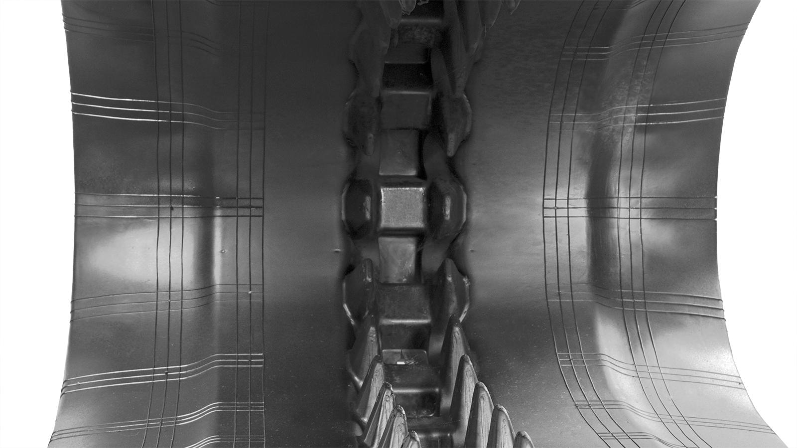 set of 2 32" heavy duty multi-bar pattern rubber track (800x150x70)