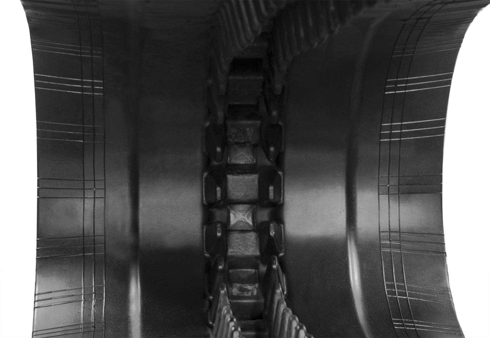 set of 2 24" heavy duty multi-bar pattern rubber track (600x100x82)